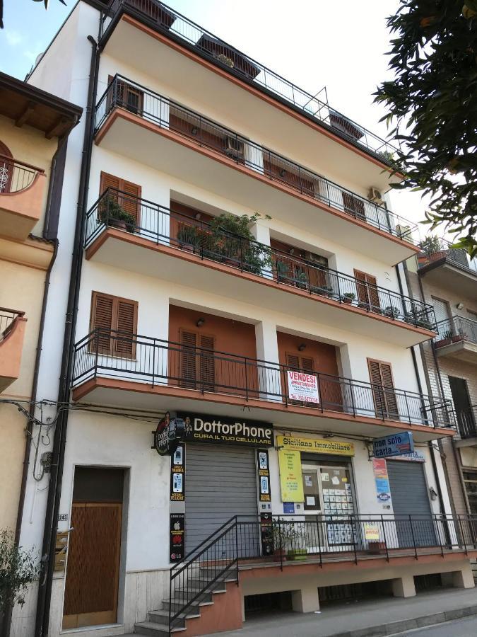 Mansarda in centro Capri Leone Exterior foto